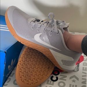 Men’s Gray Nike Trainer Shoes